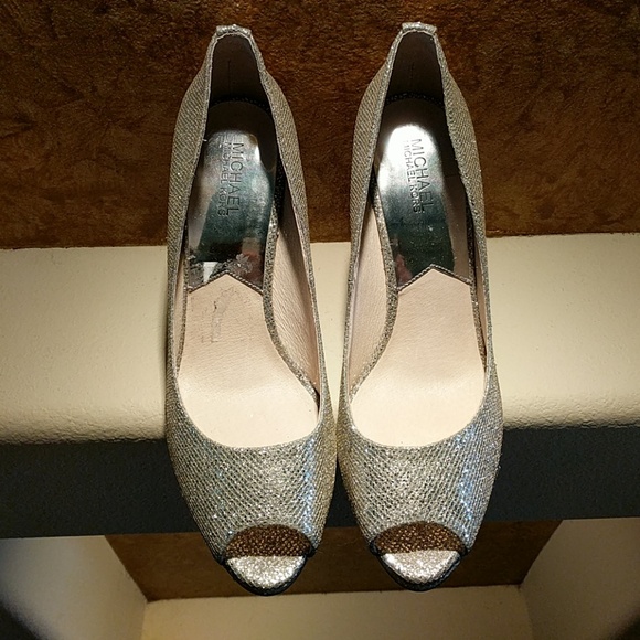 Michael Kors - Erica Platform Pump - Silver - Picture 5 of 8